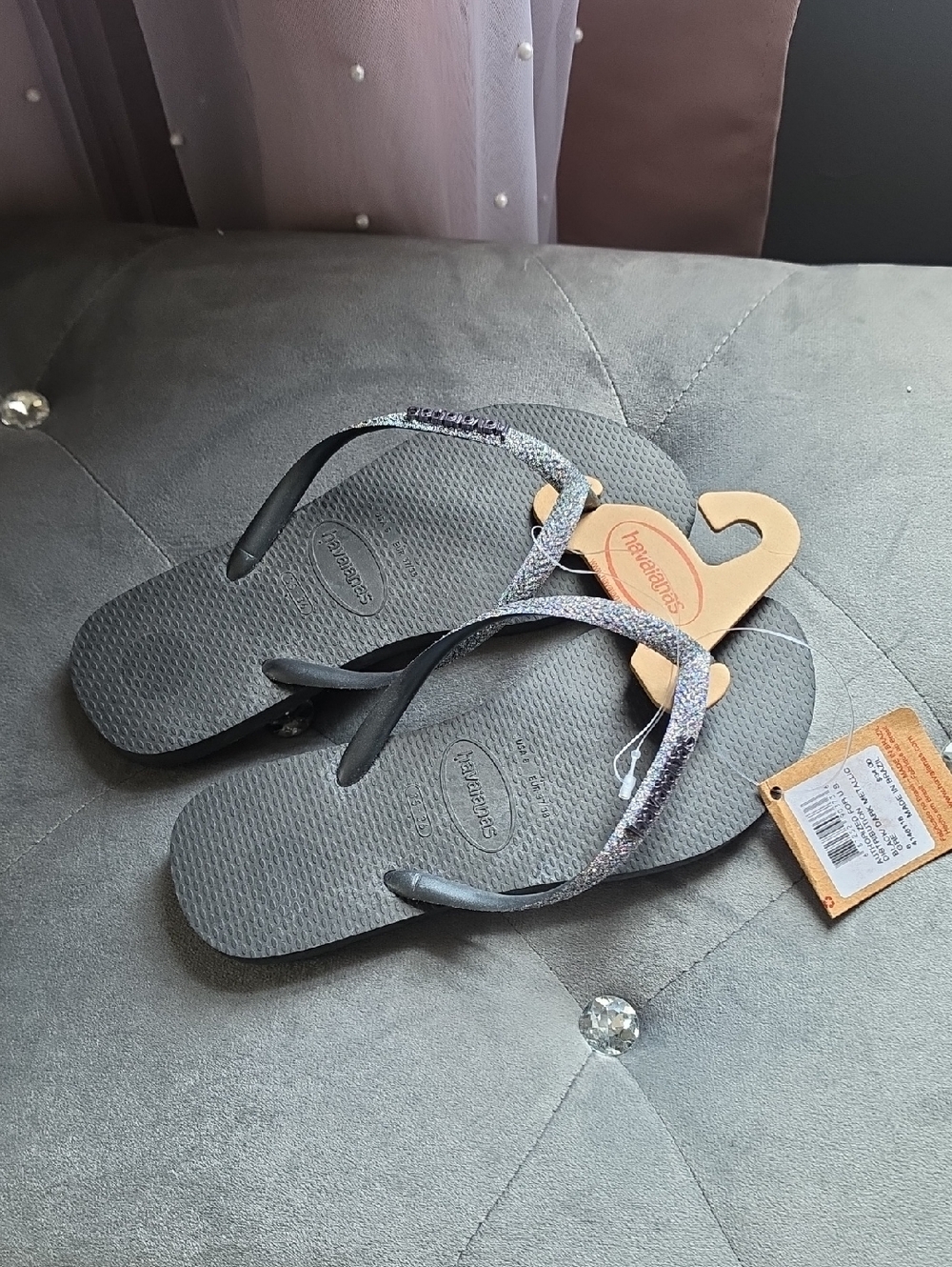 Havaianas Slim Glitter Flip Flops in Charcoal